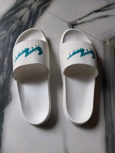 NEW WITH TAG CAMPUS FOOTWEAR FOR MEN