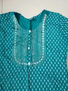 4 Kurties Set