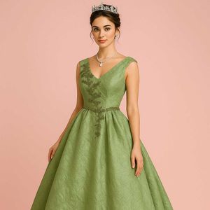 💚Elegant Green Ethnic Gown