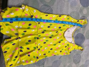 Cute Yellow Swimsuit for 4-6; years girl