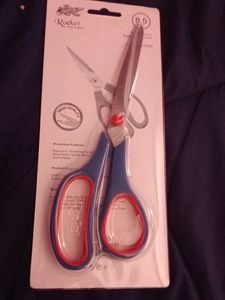 Scissors ( Kaichi)