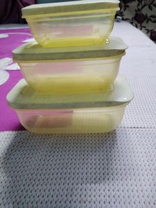 3 Airtight Containers Or Lunchbox
