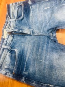 Distressed Slim Fit Jeans