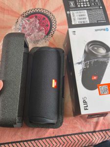 JBL Flip 5 Portable Bluetooth Speaker