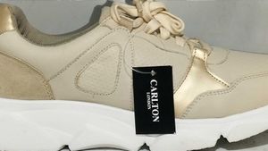 Carlton London  Sports Wear