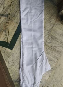 DICKIES WHITE CASUAL PANT LIKE NEW