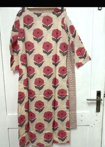 Elegant brand new floral kurta set.