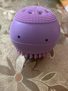 Cute Face Cleanser Tool