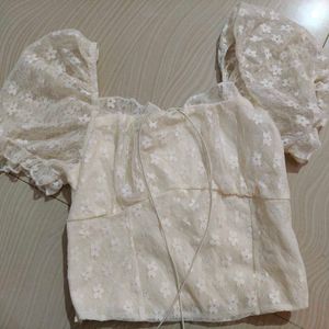 Floral Lace Puff Sleeve Top