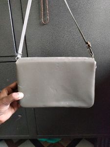 Beautiful Sling Bag 😍