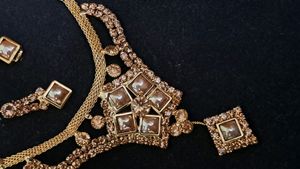 Artificial Golden Necklaces..☆☆☆