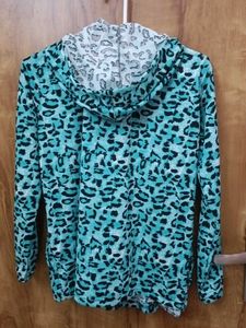 new without tag..Animal Print Hoodie