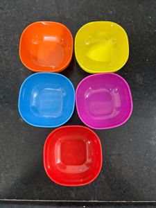 Colorful Bowl Set