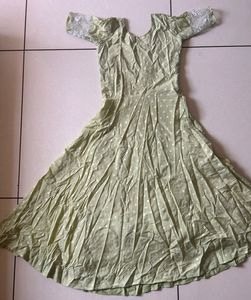 Mint Green Gaun With Net Duptta