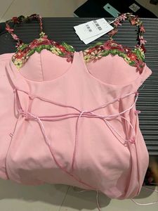 Embroiderd Bodycon Dress