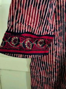 Elegant Plus Size Printed Kurta With Embroidery