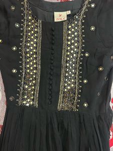 Elegant Black Maxi Dress