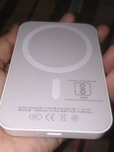 Apple MagSafe Power Bank