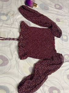 Floral Printed Square Neck Smocked Crop Top