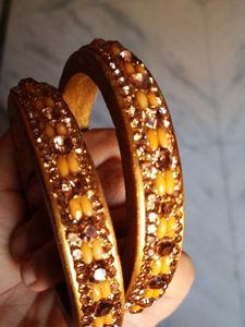 Gold Tone Bangle Set