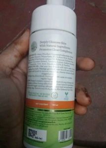 Mamaearth Vitamin C Foaming Face Wash