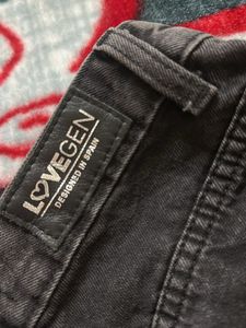 Ripped Wide Legged Jeans