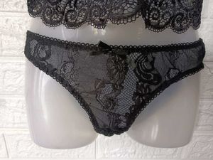 Black Self Design Lace Lingerie Set