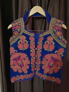 Velvet Rich Thread Work Blouse🤩✨