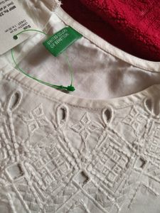 BRAND NEW UCB Solid white Women Top
