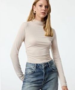 H&M Light Beige Turtleneck Top
