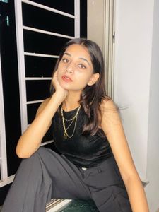 Black velvet halter neck crop top