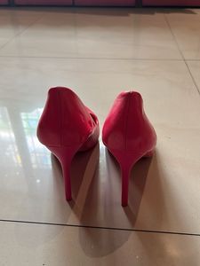 Hot Pink Heels