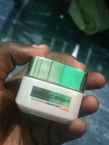 Glycolic-Bright Glowing Cream