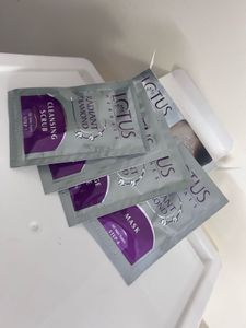 Facial Kit Bundle: VLCC, Lotus Herbals, WOW