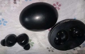 MIVI Earbuds