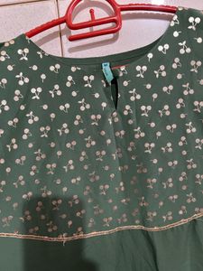 Geometric Yoke Design Crepe Kaftan