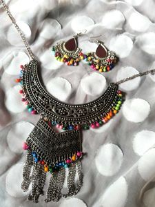 Necklace & Earring Set
