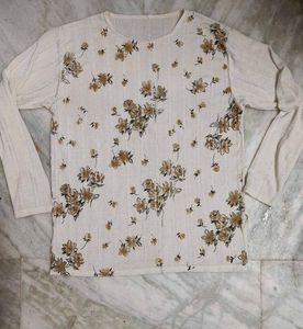 Off-white Trendy Top For Women