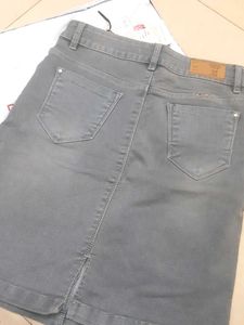 Lotus Denim Skirt - New w/ Tags