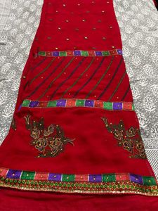 Teardrop Pattern Fabric Silk .Saree