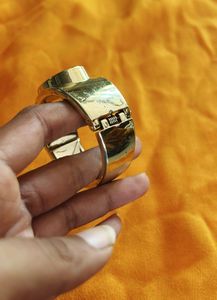 Gold Tone Rhinestone Bangle