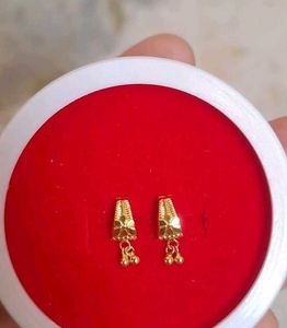 Beautiful New Flower Desine Earrings