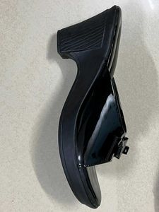 👠Stylish Black Slip-on Heels With Cute Bow Design