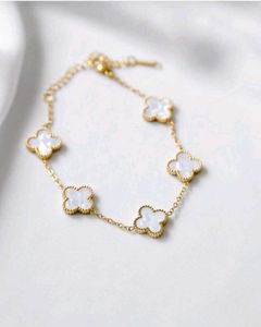 (White) Elegant Anti-tarnish Korean Bracelet 🎀.