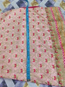 Elegant Pink Embroidered Kurta