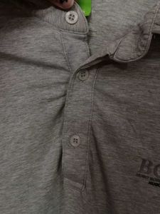 HUGO BOSS Men&#39;s Grey Tshirt
