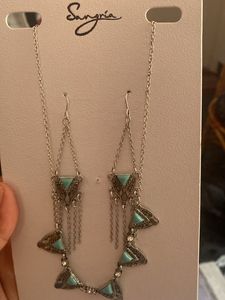 Sangria Necklace & Earring Set