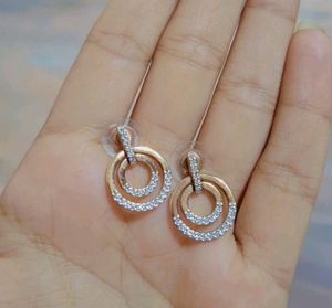 Original Swarovski Diamond Necklace And Earing Set.