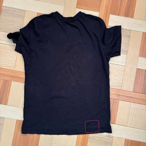 V Neck Levis T Shirt