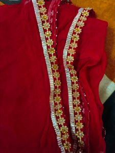 Red Odhna